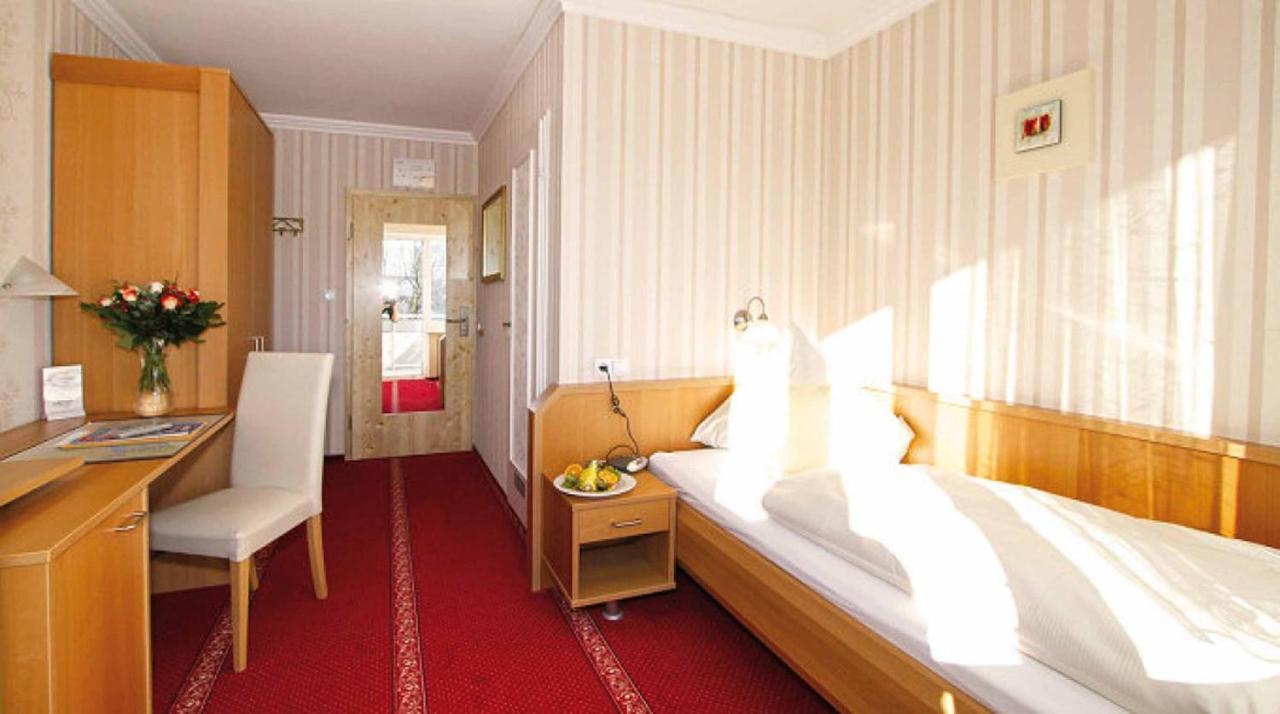 Naturhotel Am Sonnenhang Oy-Mittelberg Exteriör bild